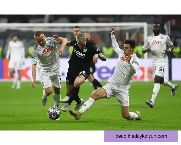 法兰克福战术调整引发关注，近期表现稳健，球队状态回暖。