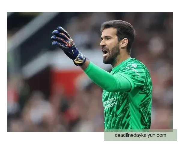 范戴克担任荷兰国家队队长后防线表现稳健